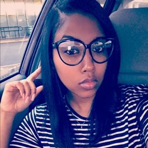 Meet your Posher, Katelyn